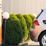 Comment installer une borne de recharge chez soi en toute sécurité ?